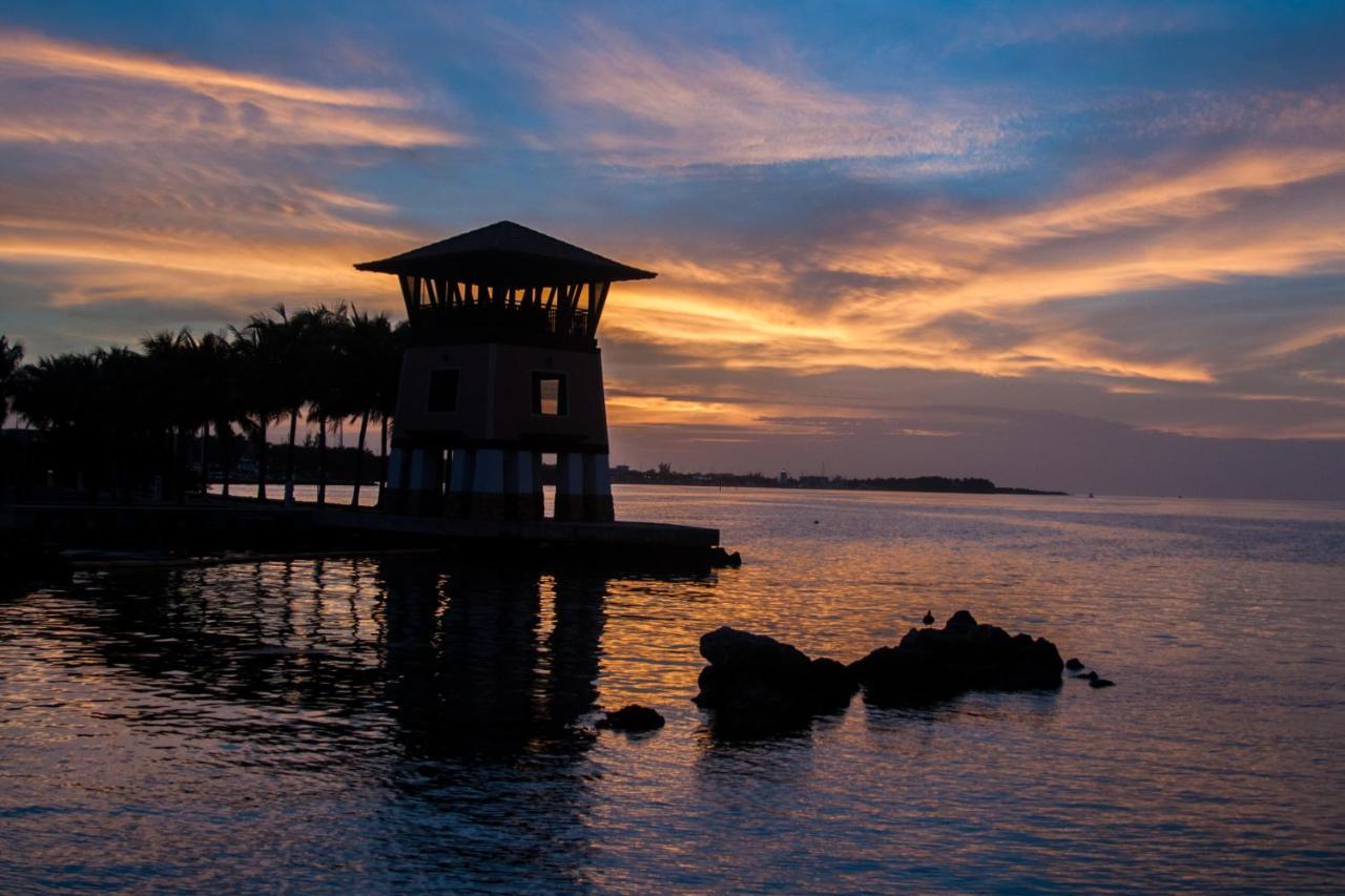 Marlin Bay Resort & Marina Managed By Elite Alliance Hospitality Marathon Exterior foto